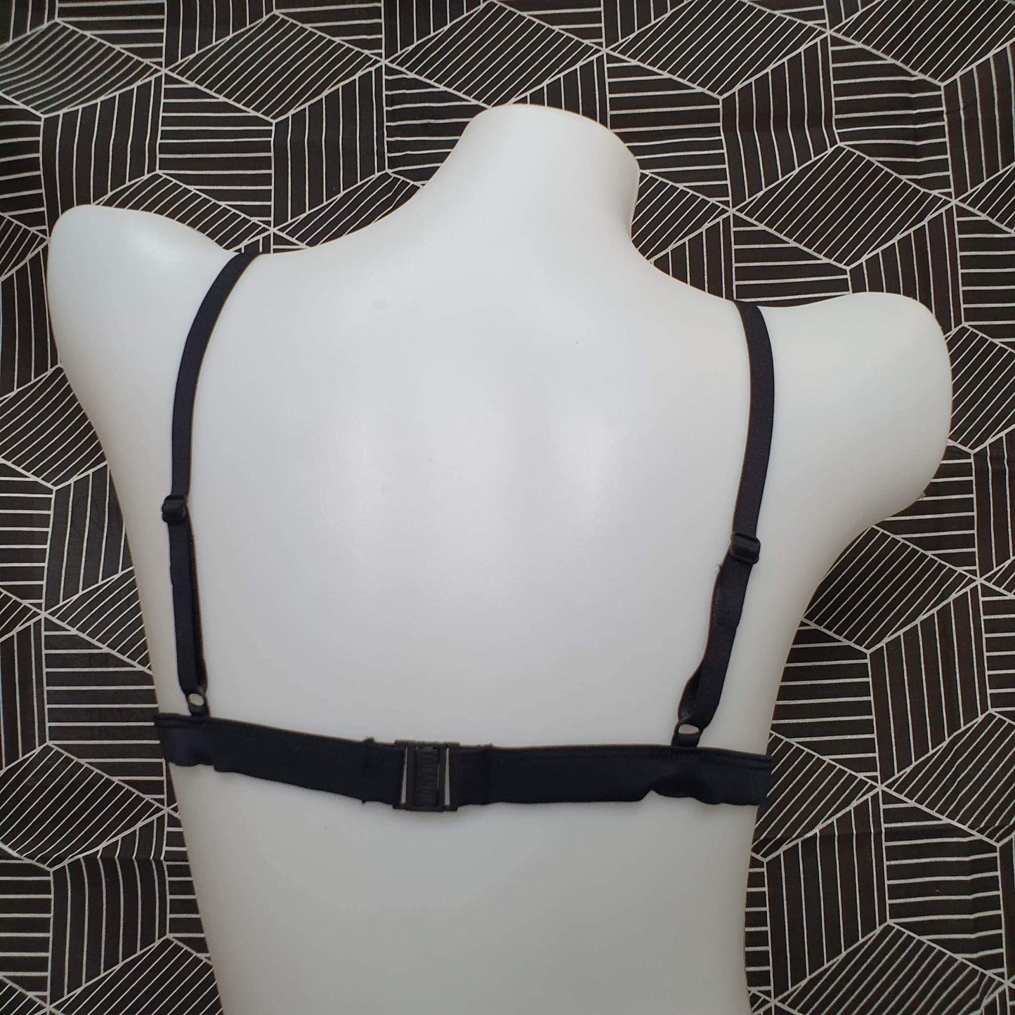 Authentic Australian Triangl Swimwear Swimsuit - LUNA-GRAPE ESCAPE - TOP