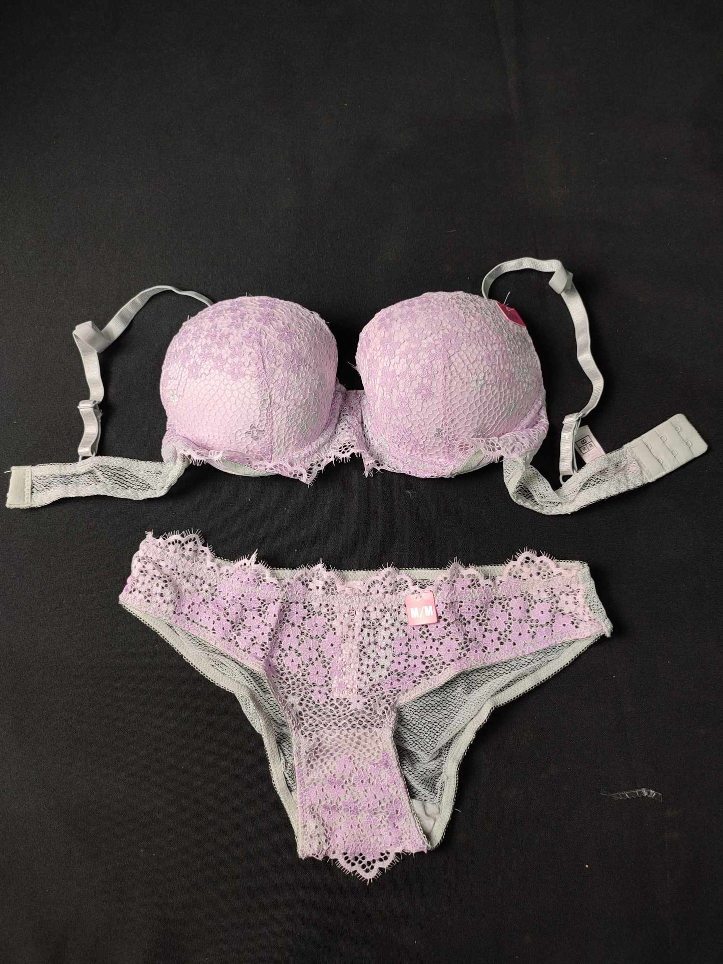 Victoria Secret Lace Bra and Panty Terno
