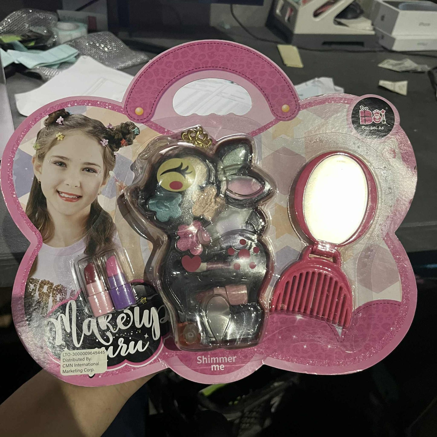 Bei bei ke Makeup Guru Shimmer Me Makeup Set (Deer) - No. X1A021