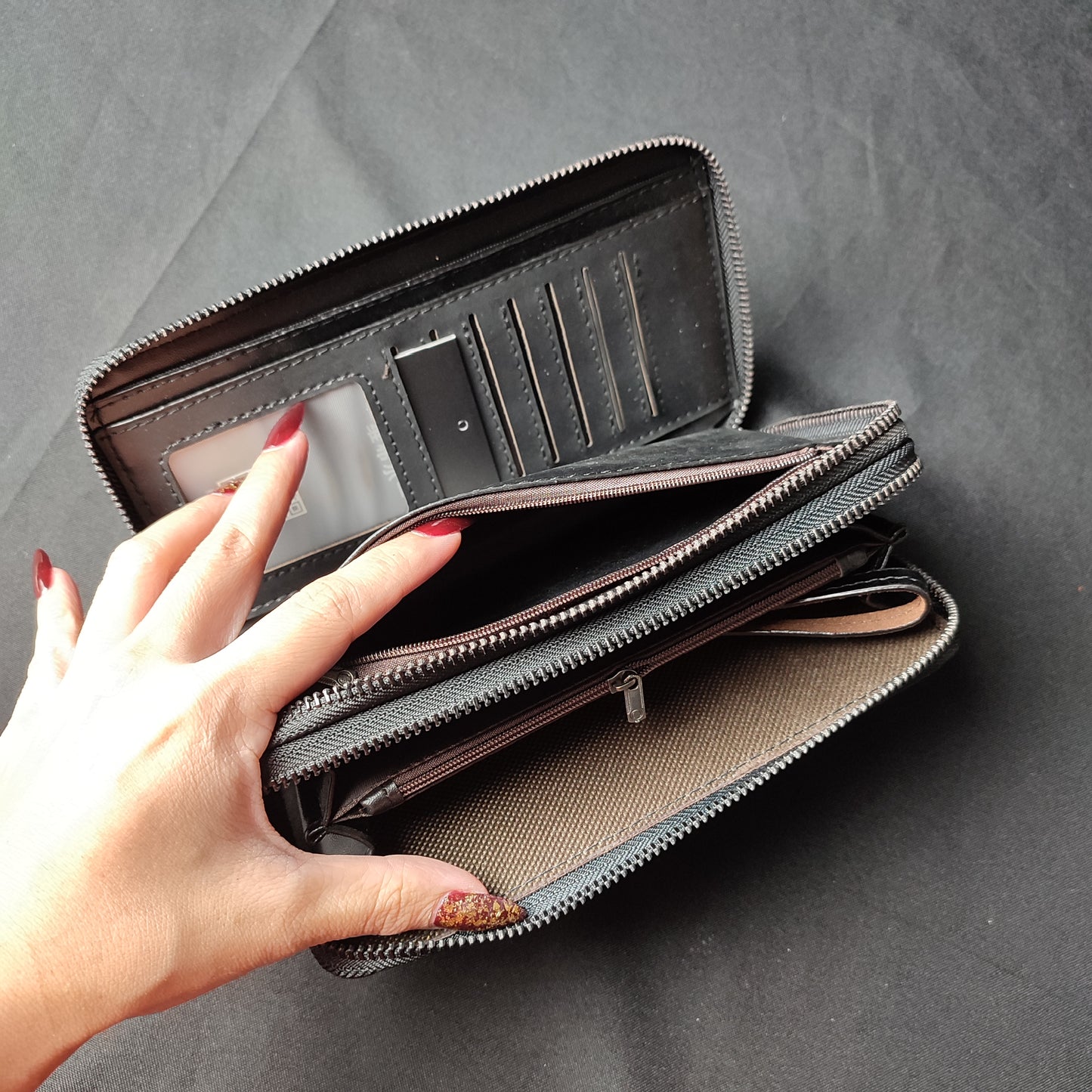 Fashion Men 's Long Wallet PU Leather Zipper Wallet Brown