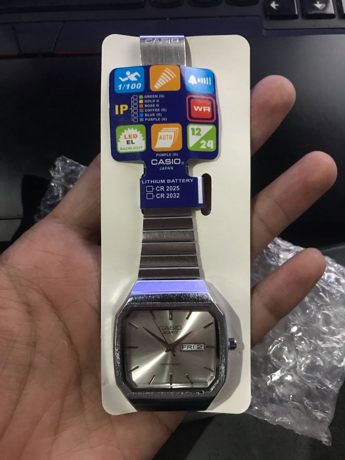 Casio Quartz Analog Day-Date Men's Watch Stainless Steel A168 (Silver)