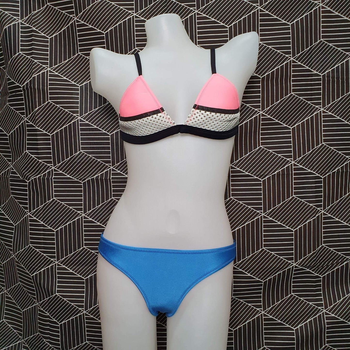 Authentic Australian Triangl Swimwear Swimsuit - Luna Electric Sherbet-Top