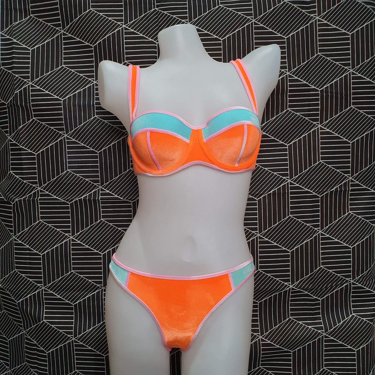 Authentic Australian Triangl Swimwear Swimsuit - LOVE FOOL