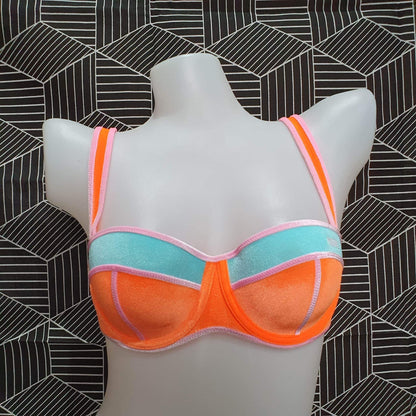 Authentic Australian Triangl Swimwear Swimsuit - LOVE FOOL