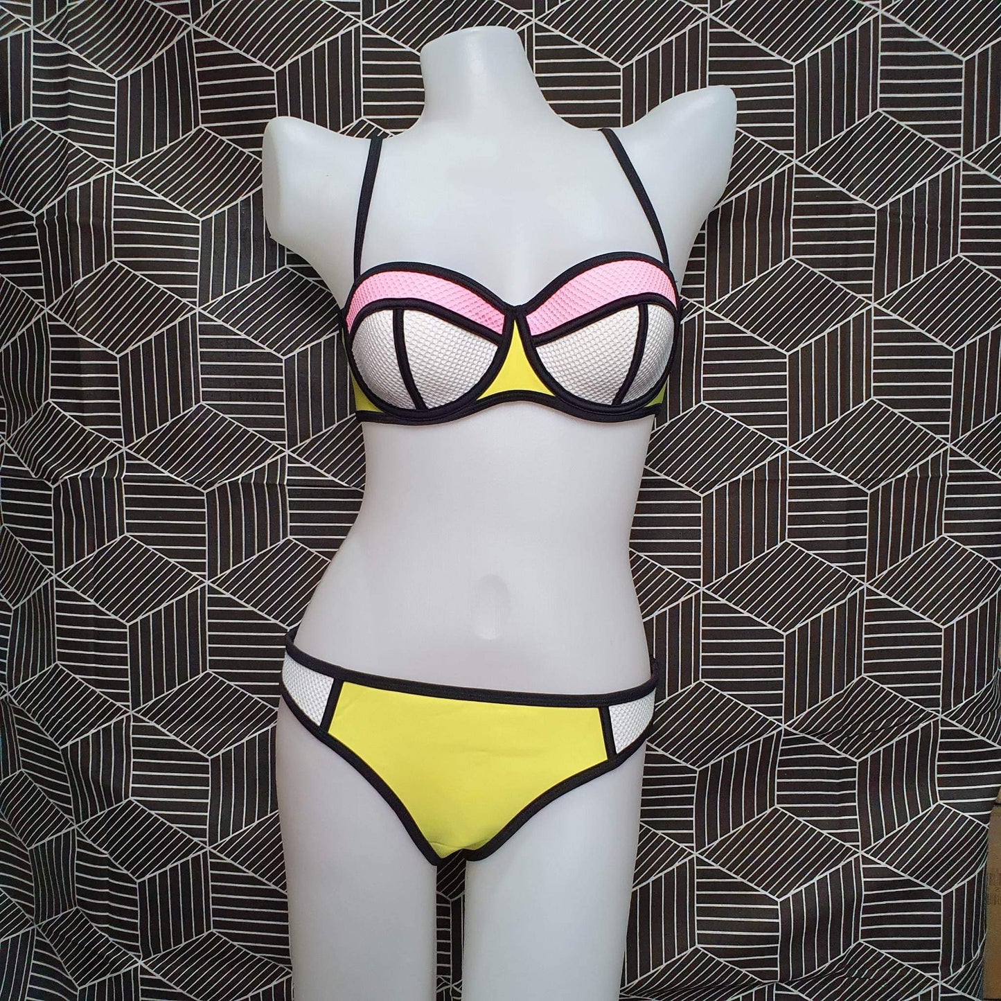 Authentic Australian Triangl Swimwear Swimsuit - Poppy Marshmallow Yellow-Top