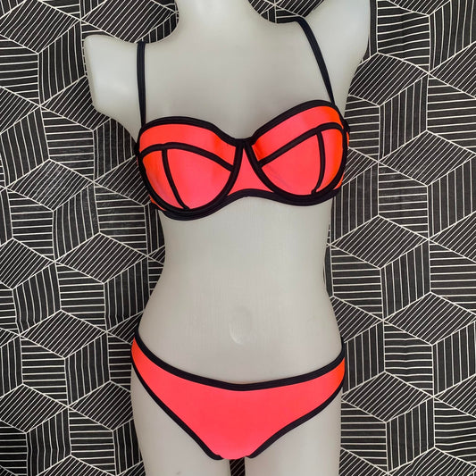 Authentic Australian Triangl Swimwear Swimsuit - Milly - Capri Cruise-Top