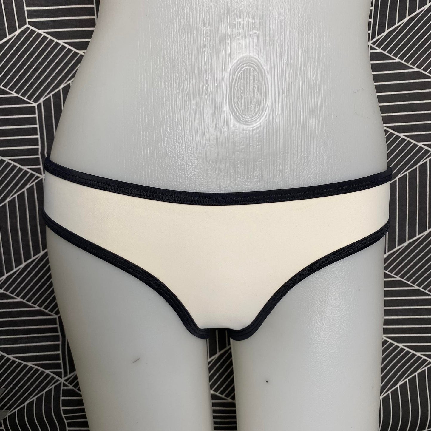 Authentic Australian Triangl Swimwear Swimsuit - Indiana Ice - Neoprene-Bottom