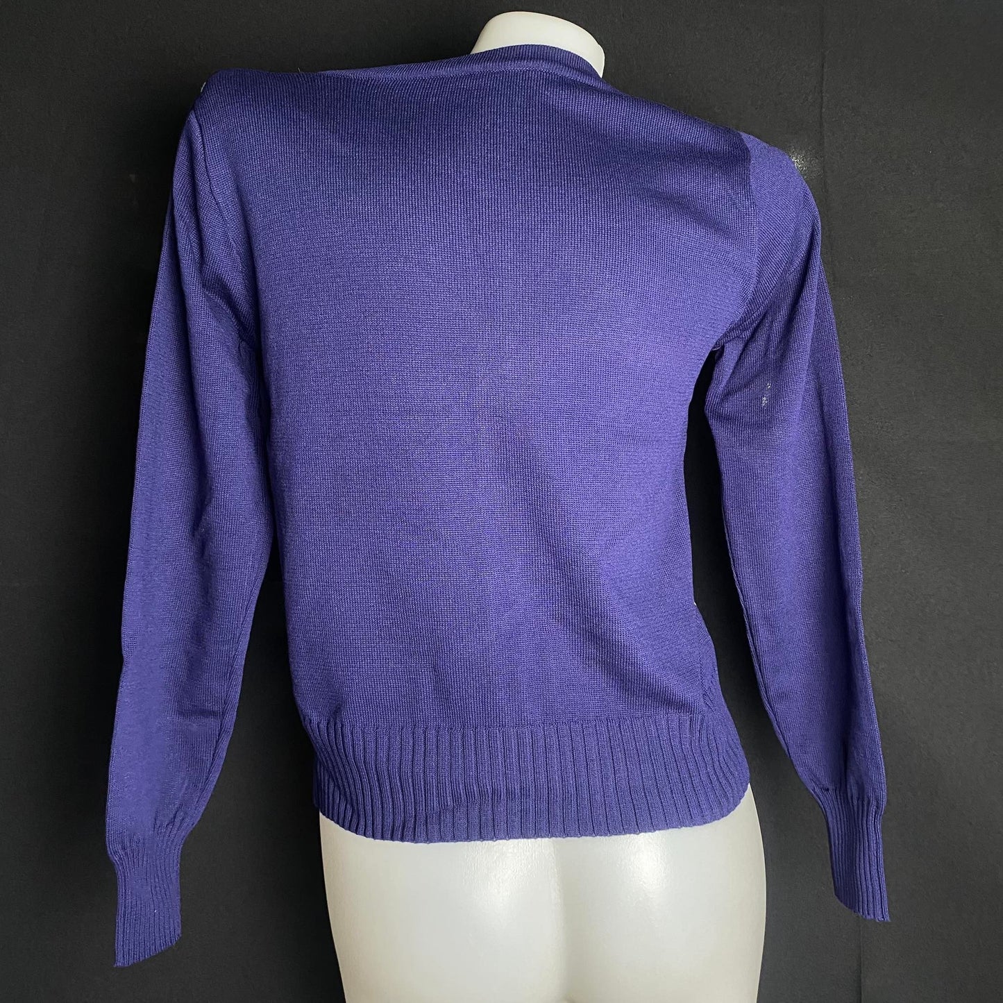 (QUO16M)Knitted Cardigan Sweater Retro V-Neck Sweater