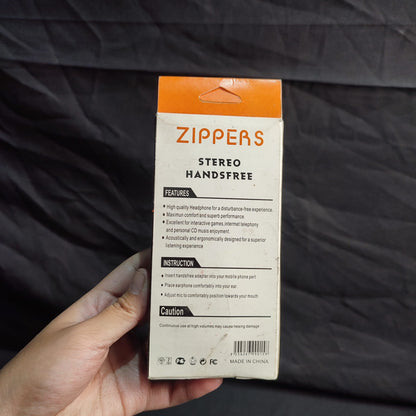 Zippers Earphone