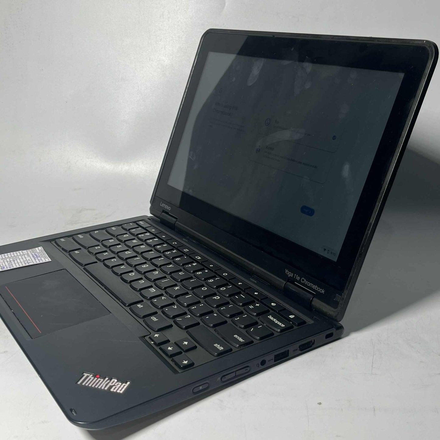 Pre-loved Lenovo Thinkpad Yoga 11E Flippable Touchscreen Chromebook Laptop - CLASS B