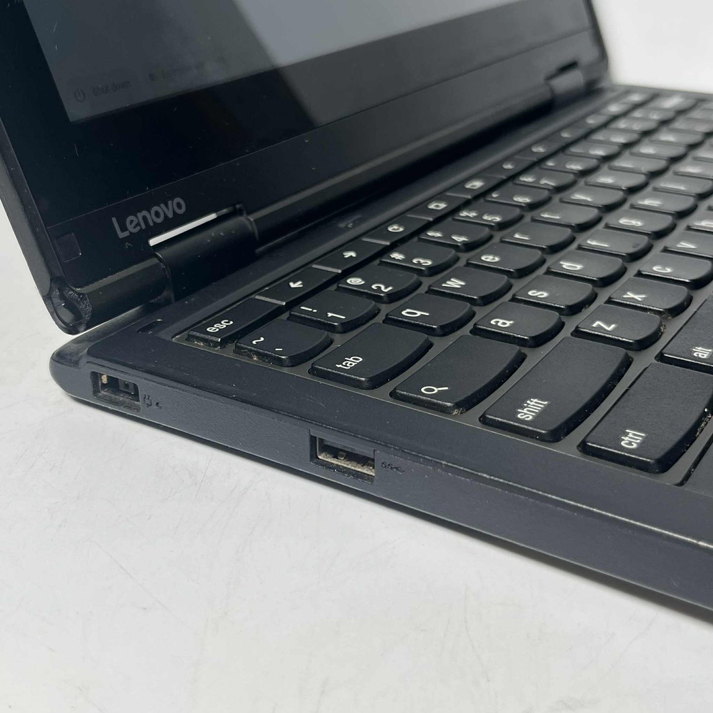 Pre-loved Lenovo Thinkpad Yoga 11E Flippable Touchscreen Chromebook Laptop - CLASS B