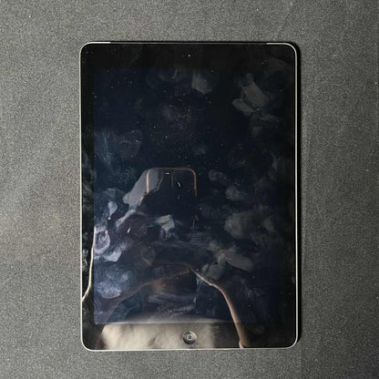 Pre-loved iPad Air 1 16gb Factory Unlocked (Unit Only)