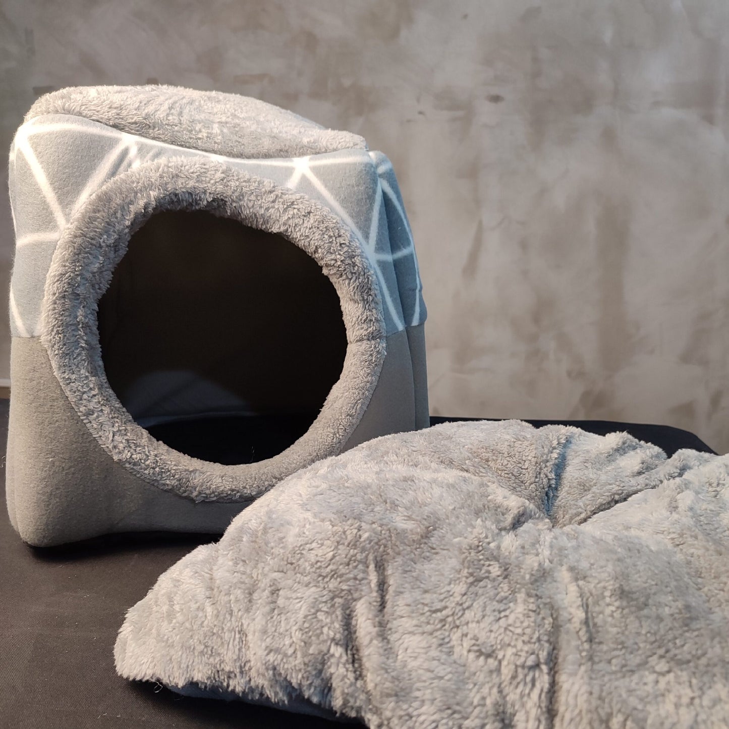 Pet Bed Cave wit Sleeping Mat Multi-functional - XL