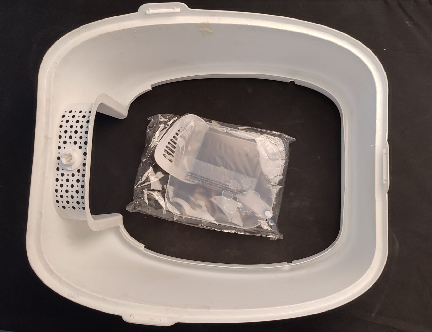 Clamshell Double Door Litter Box (243_16359)