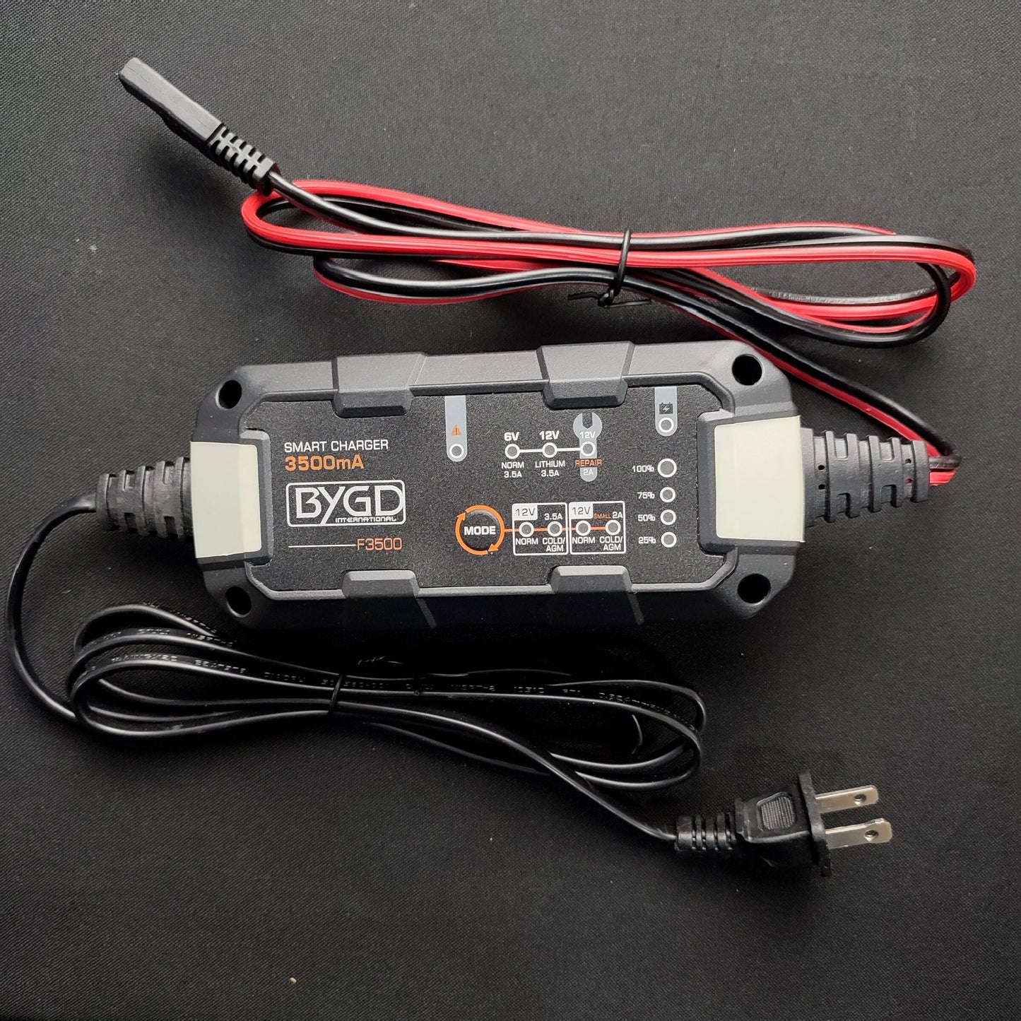 BYGD International F3500 Smart Charger