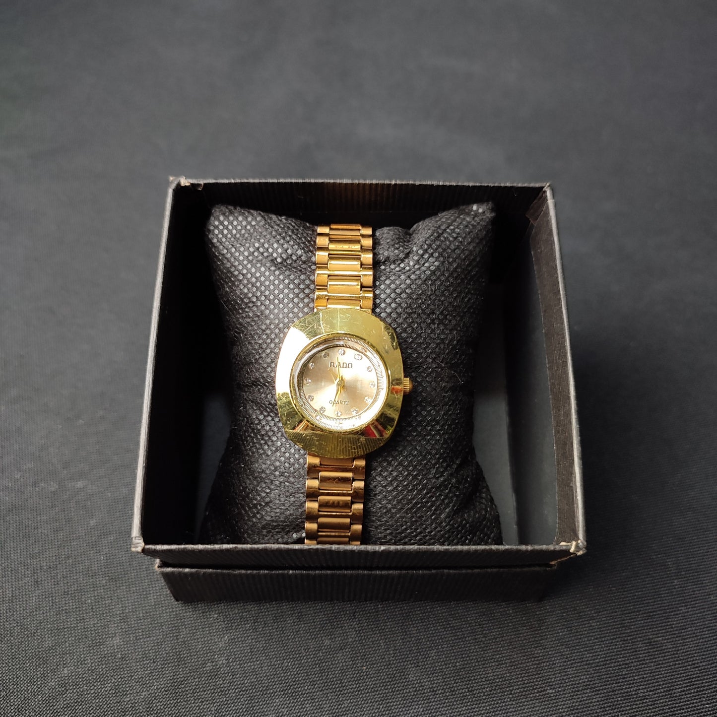 Rado Diastar Women's Gold Analog Watch with Regular Box