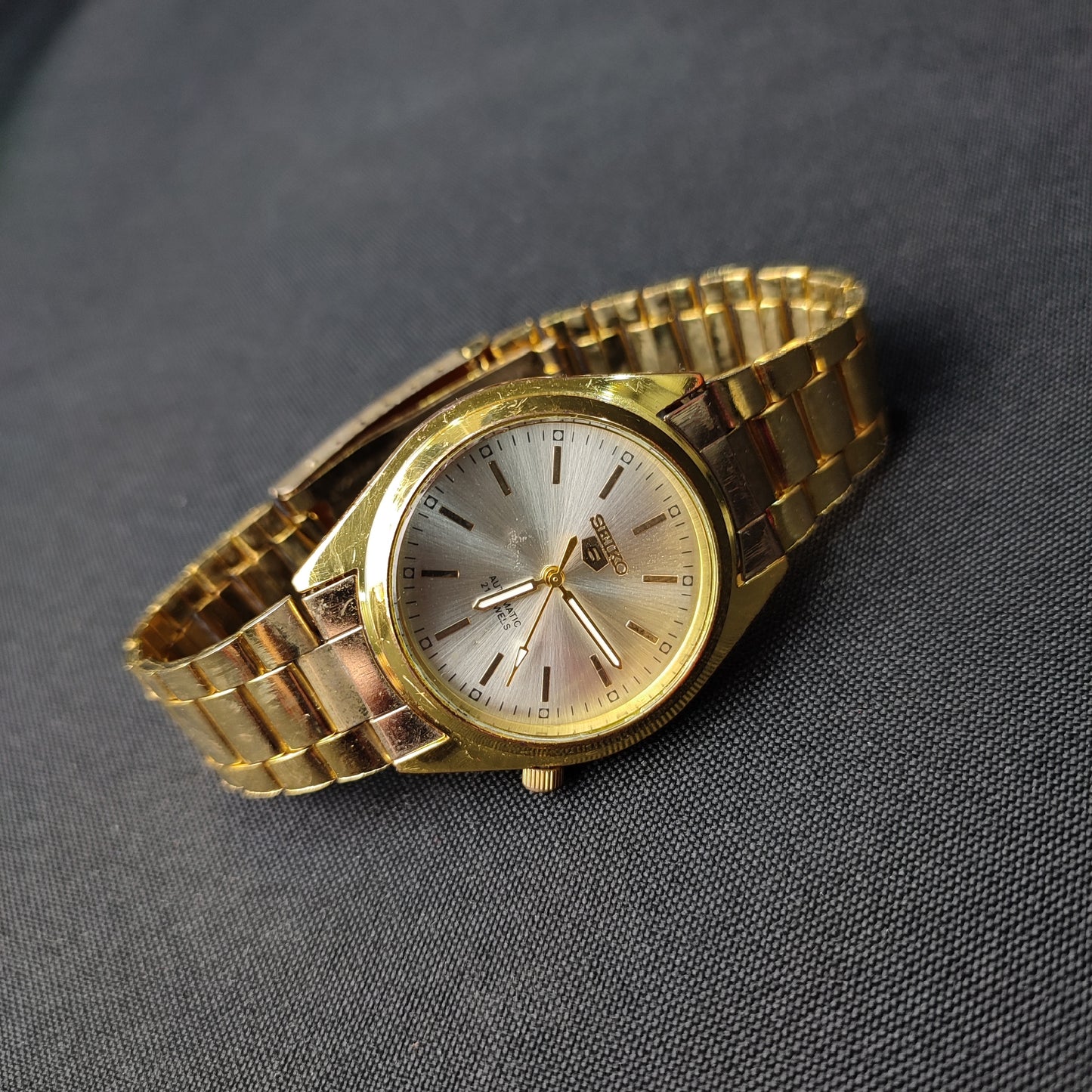 Seiko 5 Men's Gold Analog Watch White Hand with Regular Box