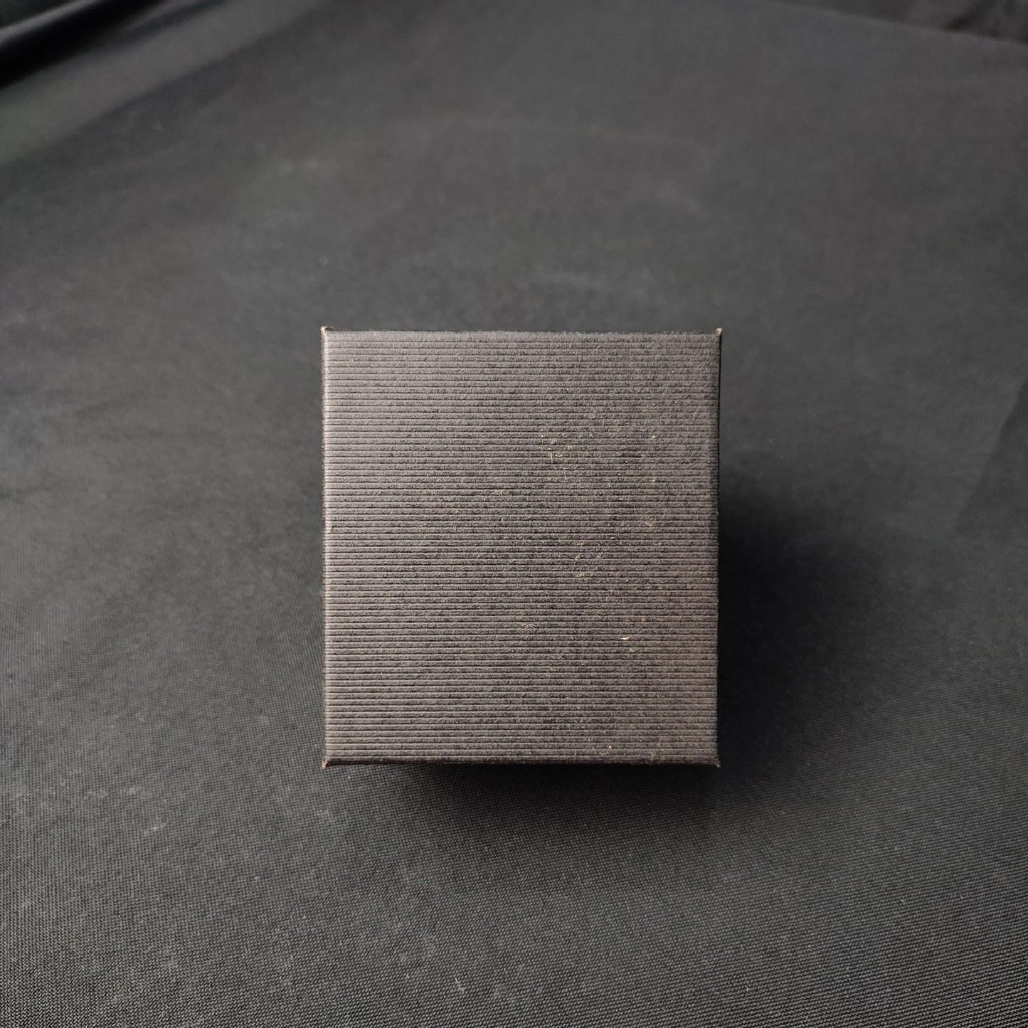 Seiko 5 Men's Gold Analog Watch White Hand with Regular Box