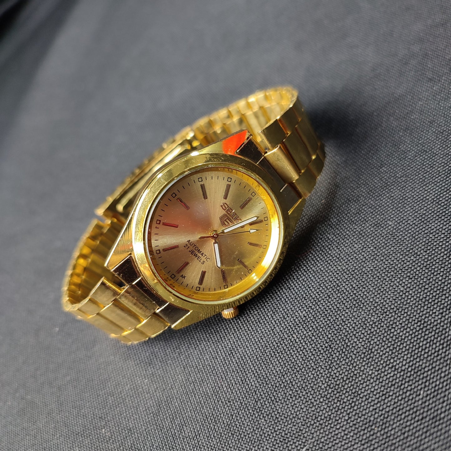 Seiko 5 Men's Gold Analog Watch White Hand with Regular Box