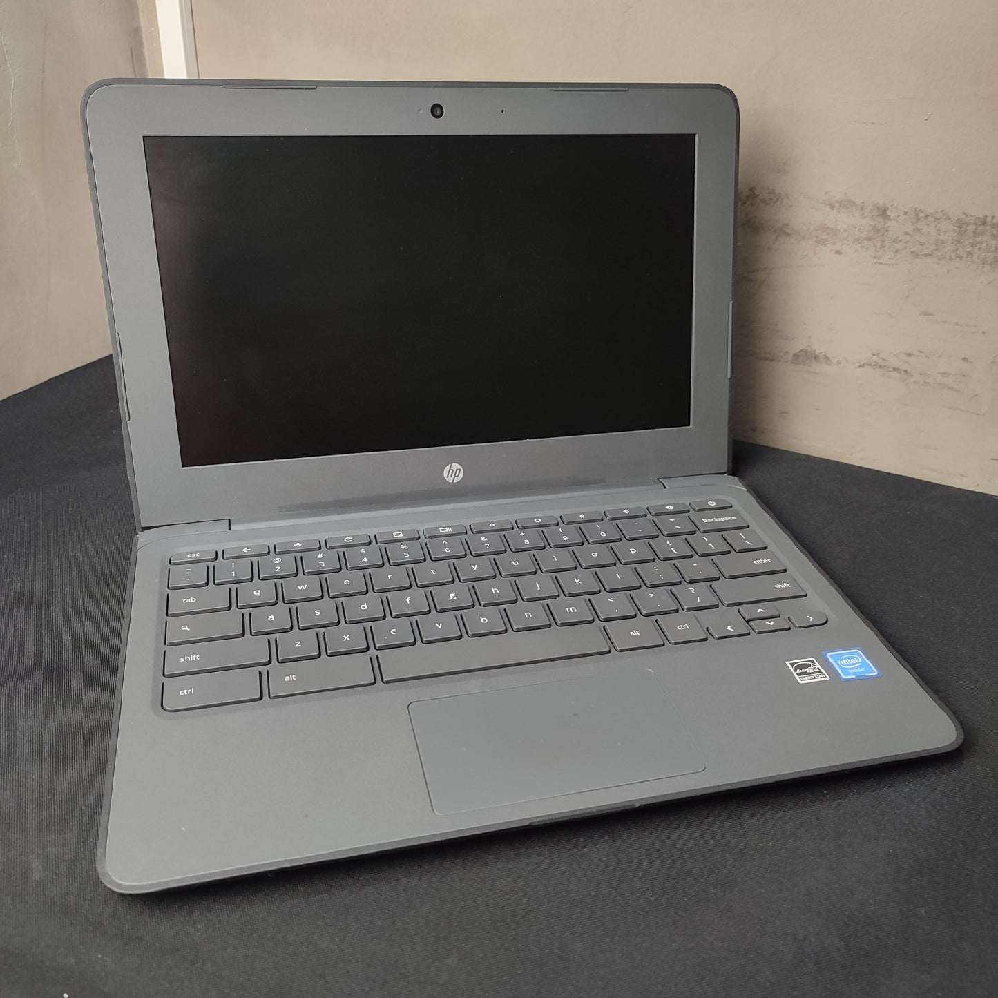 Pre-Loved Chromebook HP G6 Laptop with Charger - (4GB RAM 16GB/32GB ROM)