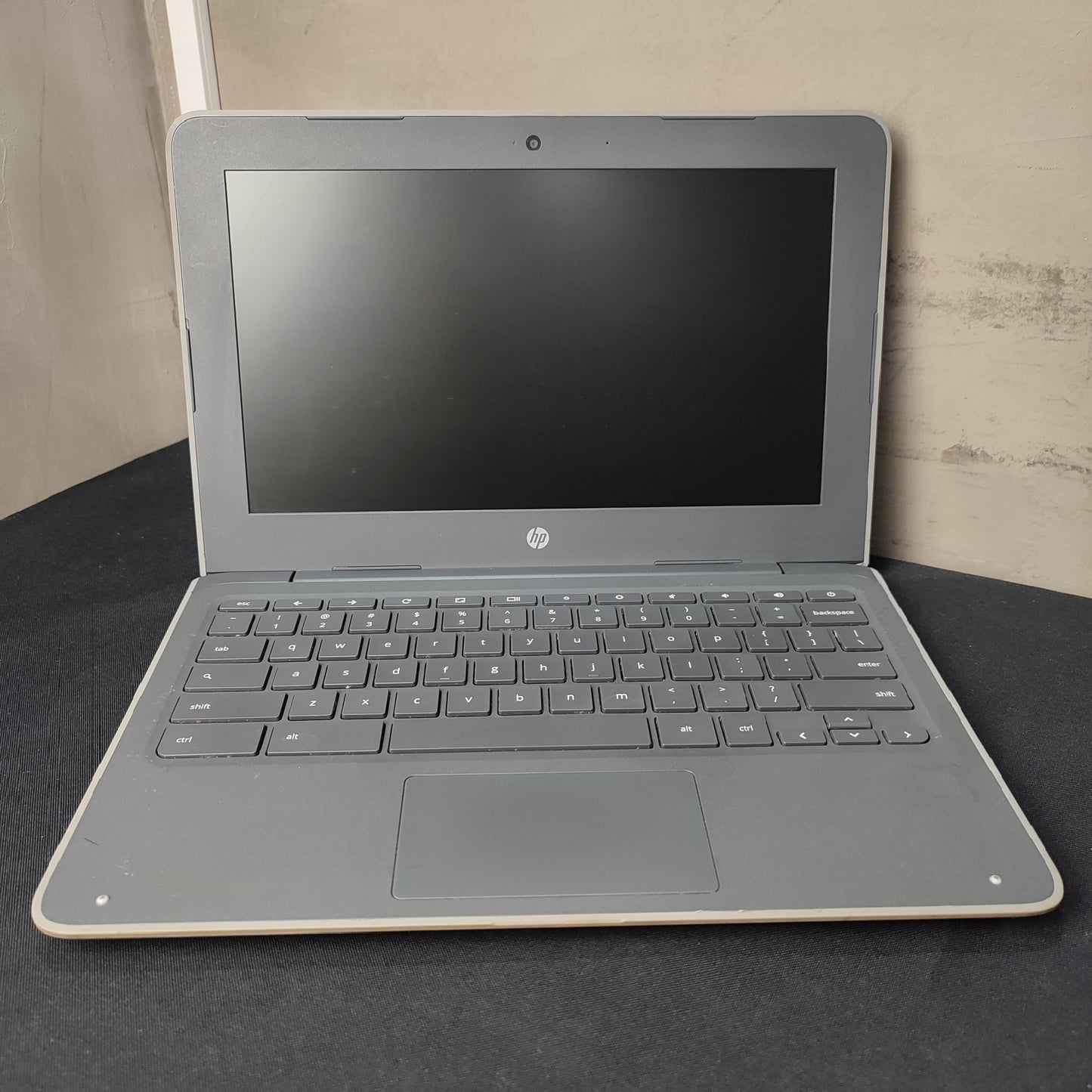 Pre-Loved Chromebook HP G7 Laptop with Charger - (4GB RAM 16GB/32GB ROM)