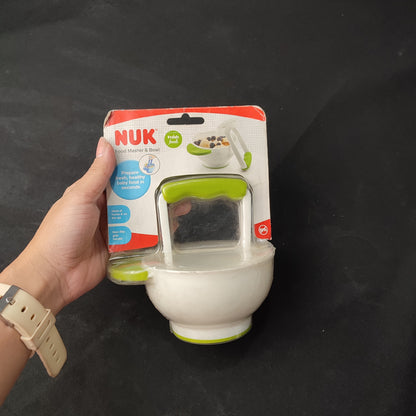 (DHG1) NUK Food Masher and Bowl