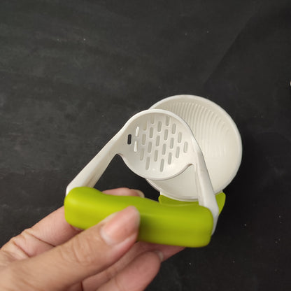 (DHG1) NUK Food Masher and Bowl