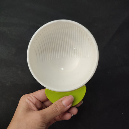 (DHG1) NUK Food Masher and Bowl