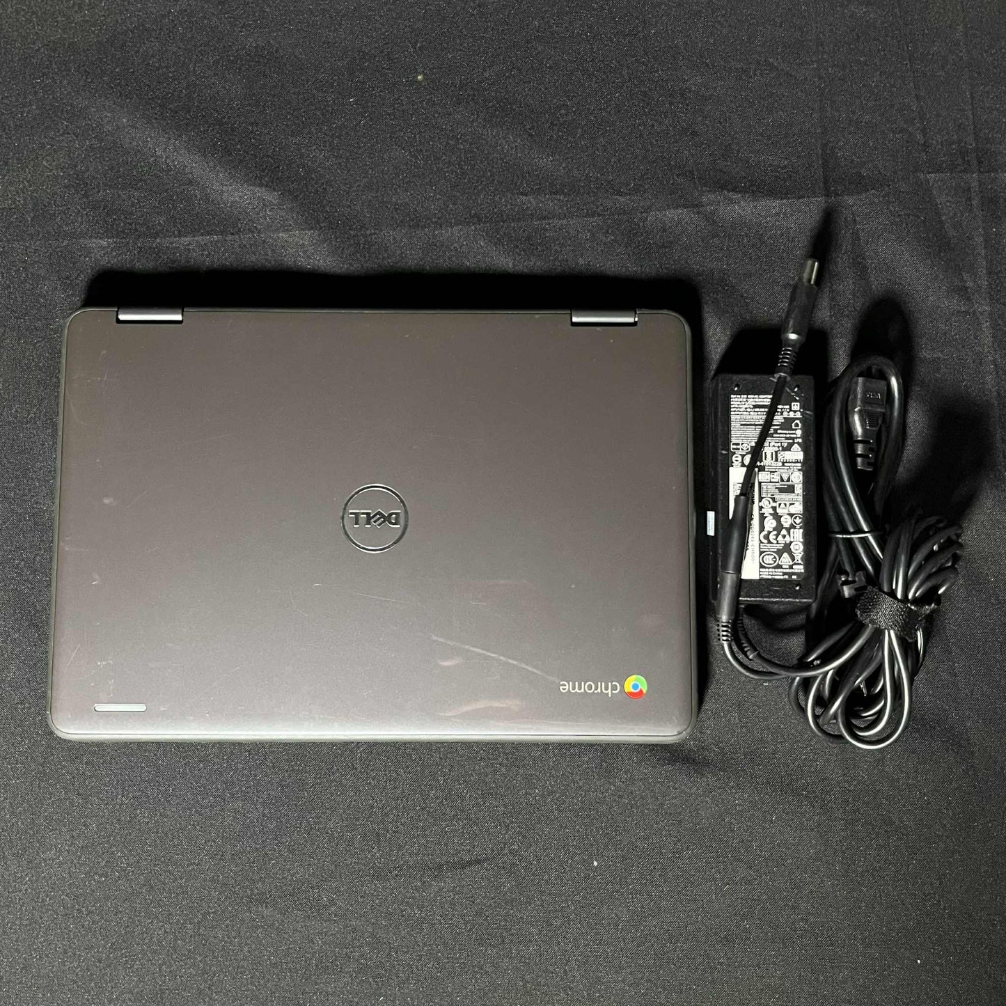 ⭐️[BEST SELLER] Pre-loved DELL 3189 P26T Touchscreen Chromebook Laptop - (Class B - BUBBLES DEFECT))