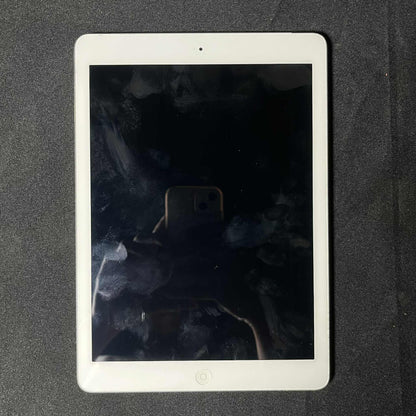 Pre-loved iPad Air 1 16gb Factory Unlocked (Unit Only)