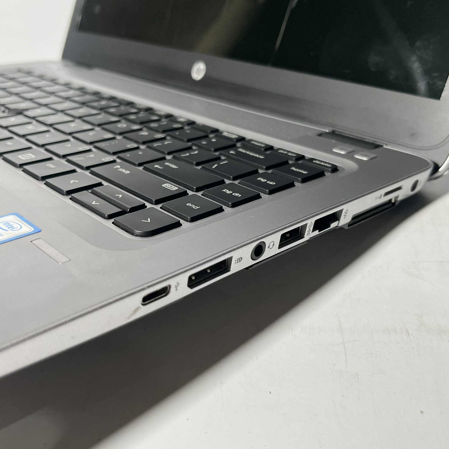 8/256 (SSD) HP Elitebook 840 G3 I5-6th Gen Windows Laptop with Charger