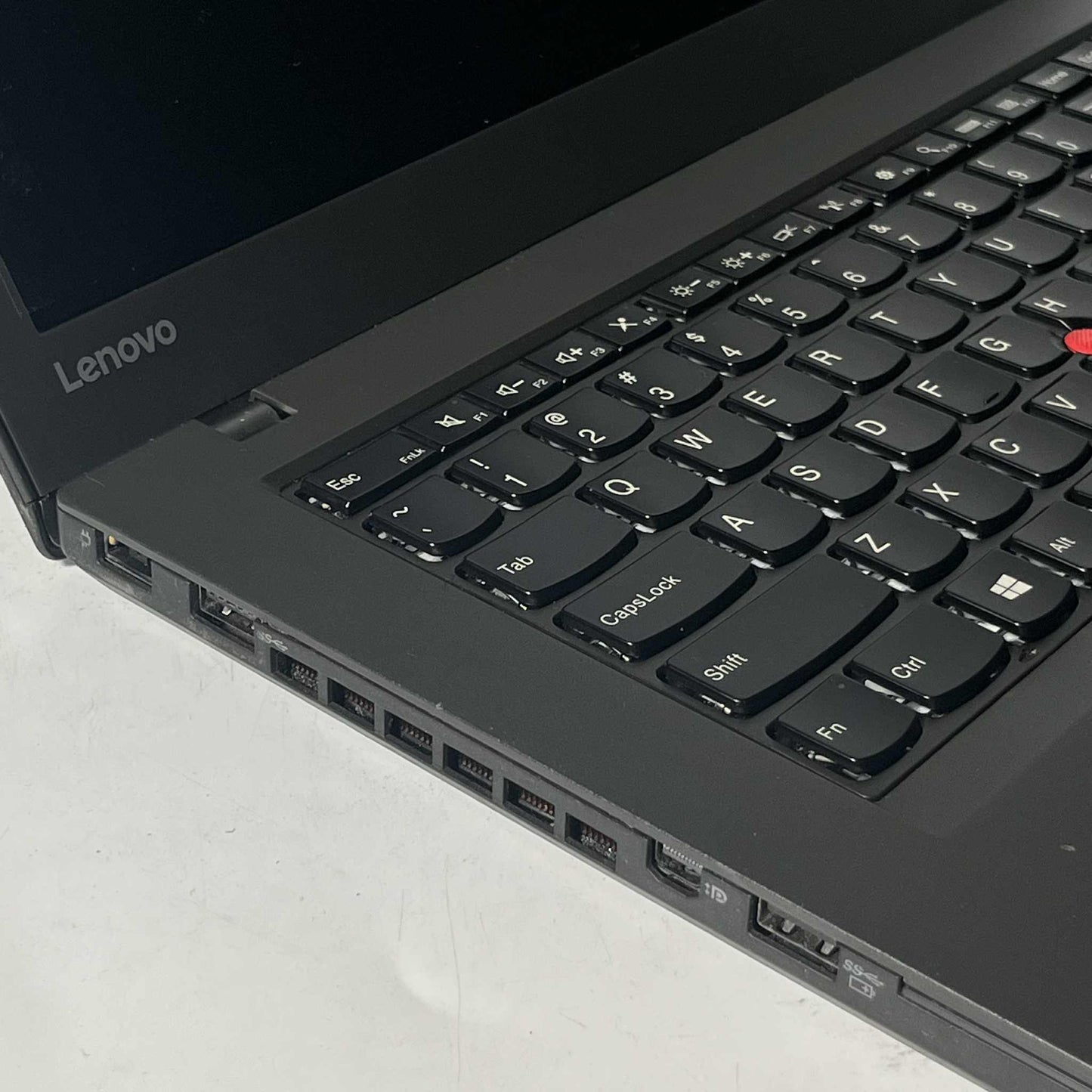 8/256 (SSD) Pre-loved Lenovo Thinkpad T460 i5-6th Gen Windows Laptop with Charger